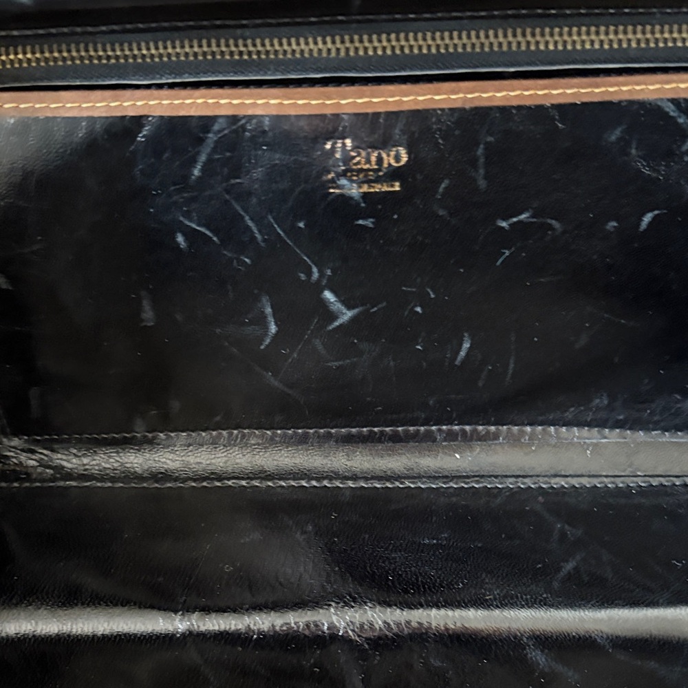 Tano Vintage Tan Leather Satchel with Gold Accents - Picture 4 of 5